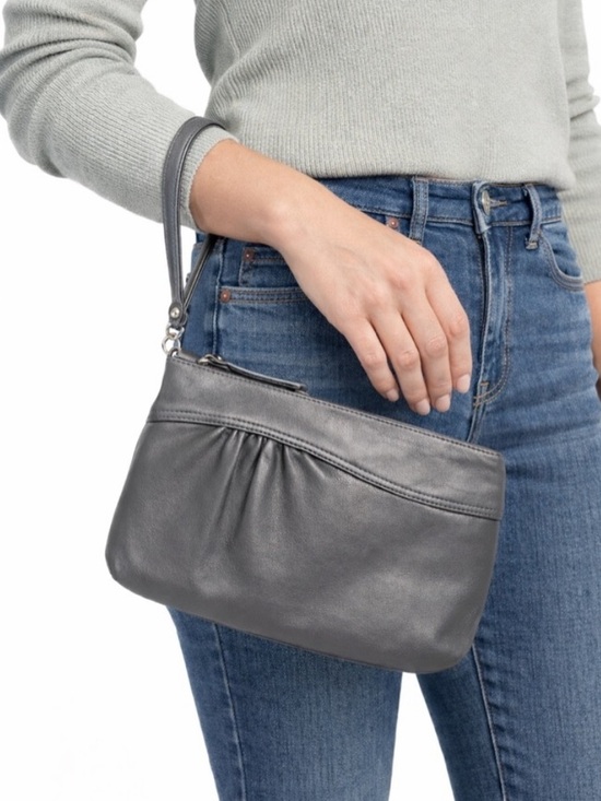 Handbags - Leather clutch wristlet NWT